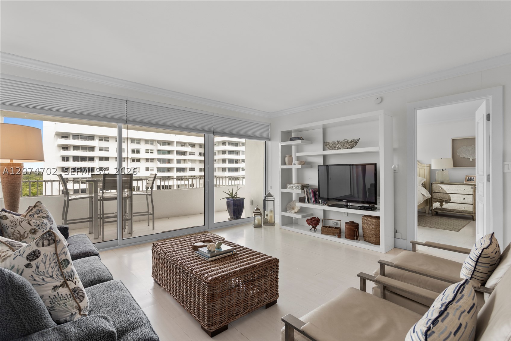 199 Ocean Lane Dr #902, Key Biscayne FL 33149