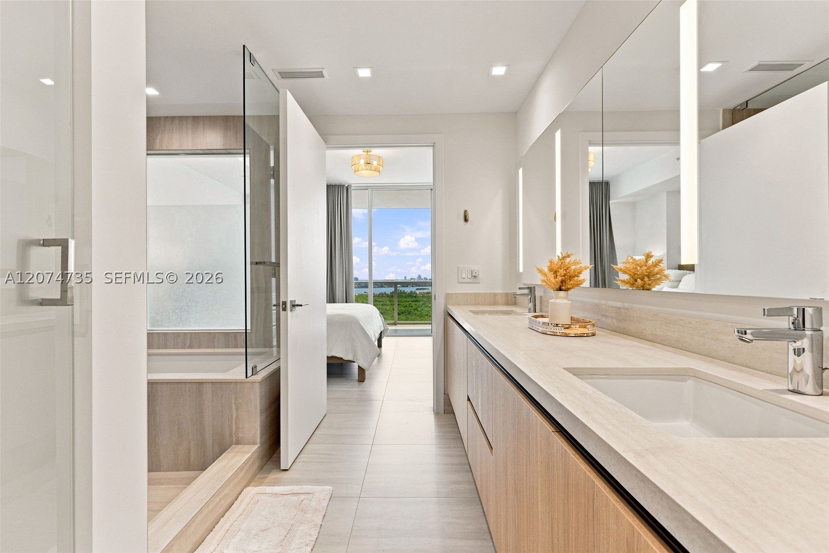 2411 Laguna Circle #1704, North Miami FL 33181