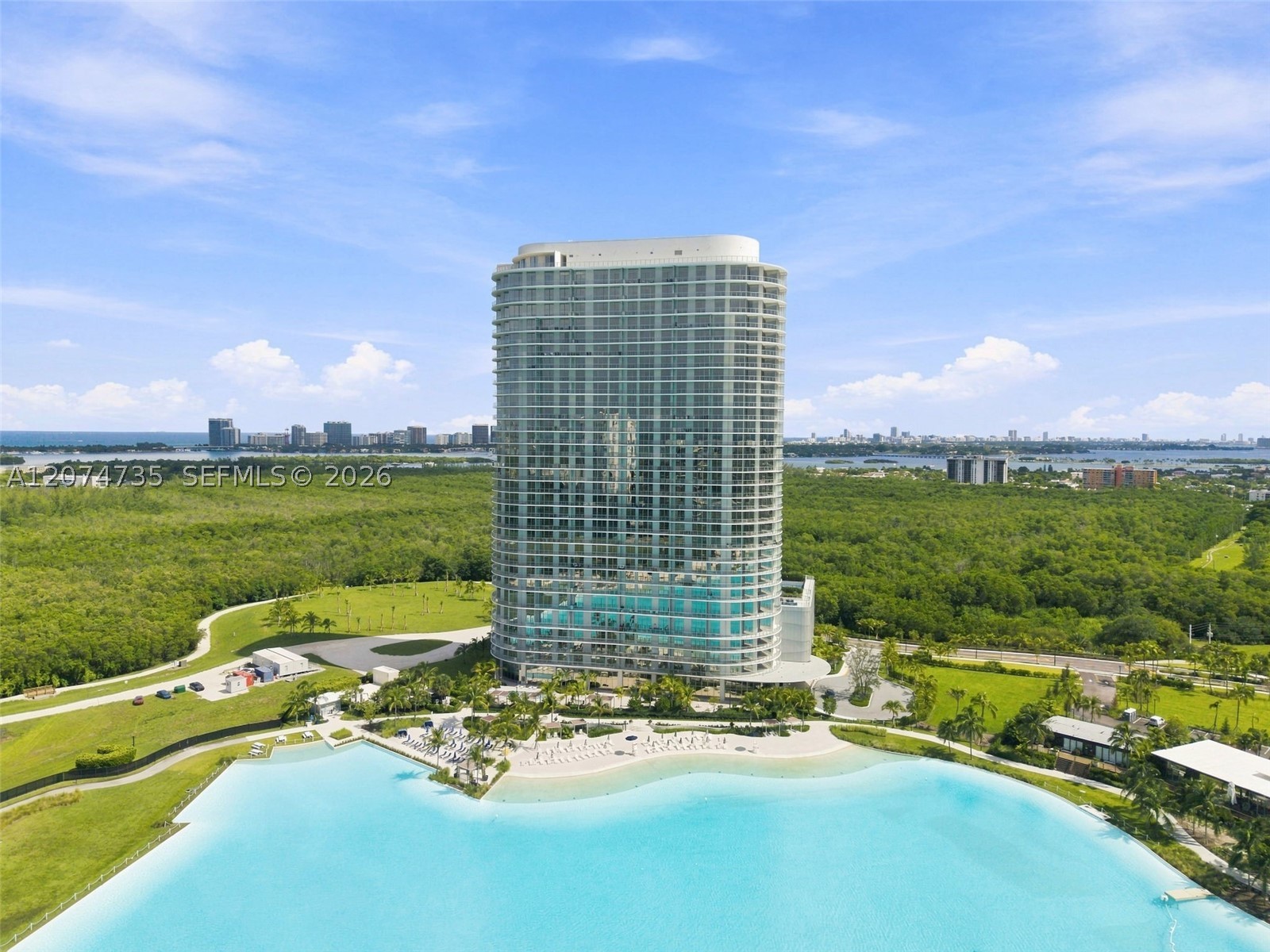 2411 Laguna Circle #1704, North Miami FL 33181