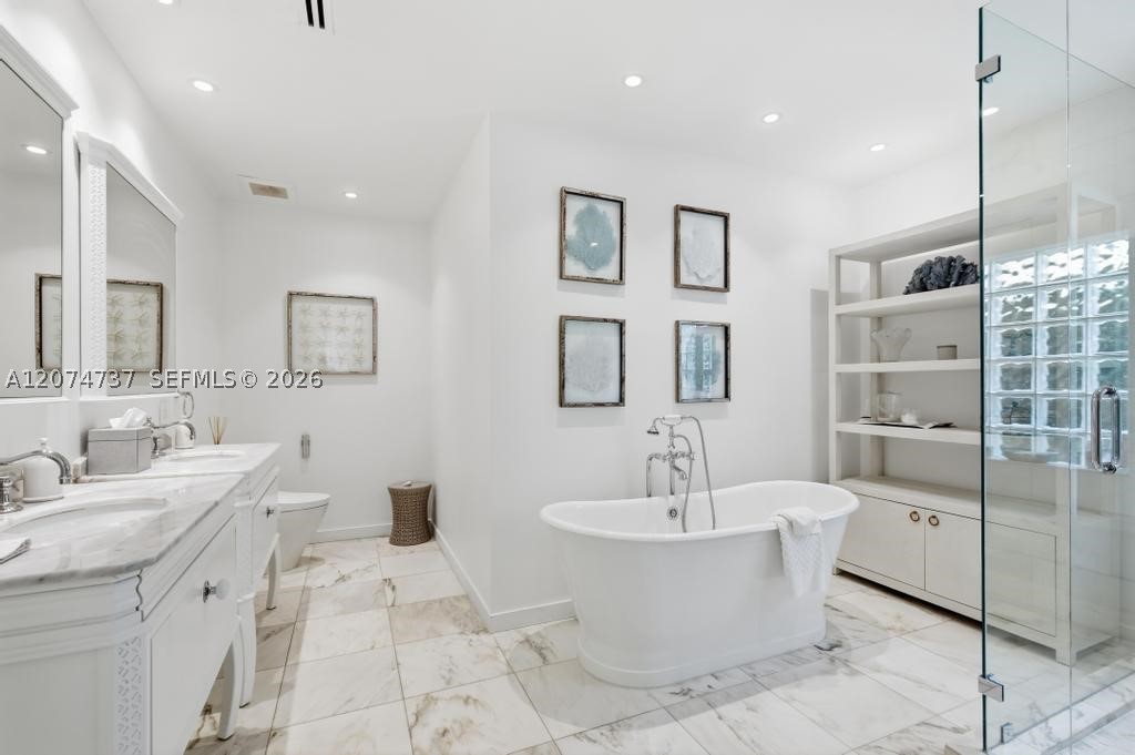 2532 NW Lake Ave, Miami Beach FL 33140