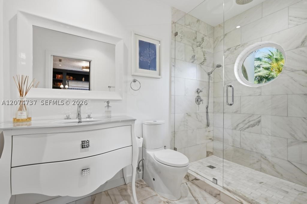 2532 NW Lake Ave, Miami Beach FL 33140