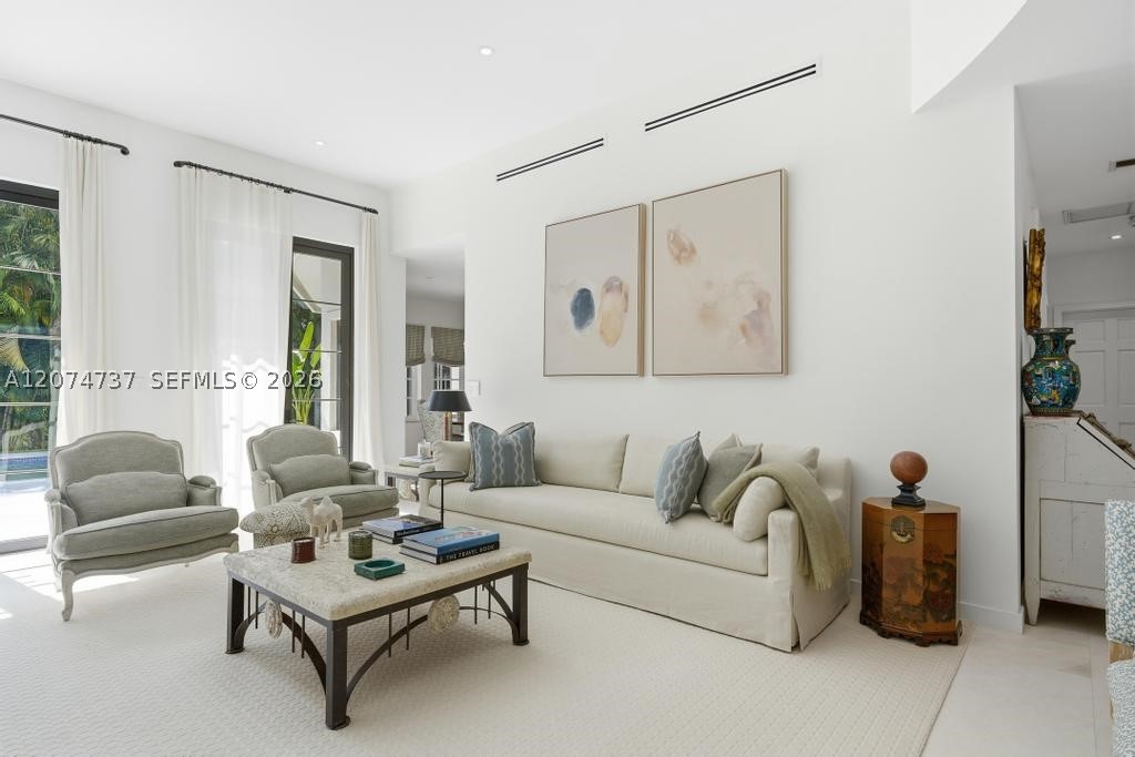 2532 NW Lake Ave, Miami Beach FL 33140