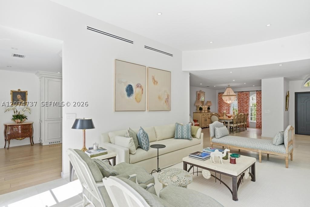 2532 NW Lake Ave, Miami Beach FL 33140