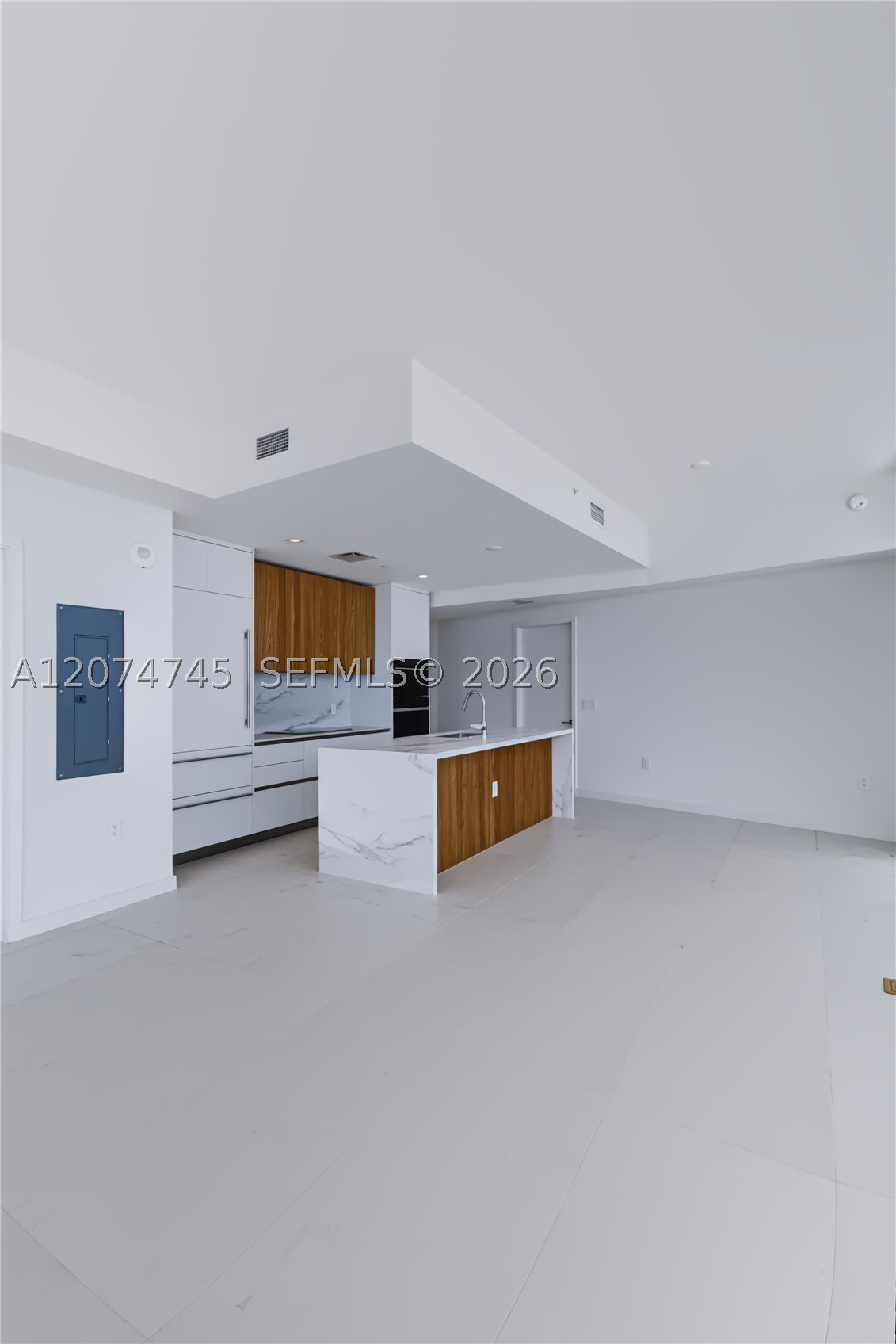 1400 Biscayne Blvd #3501, Miami FL 33132