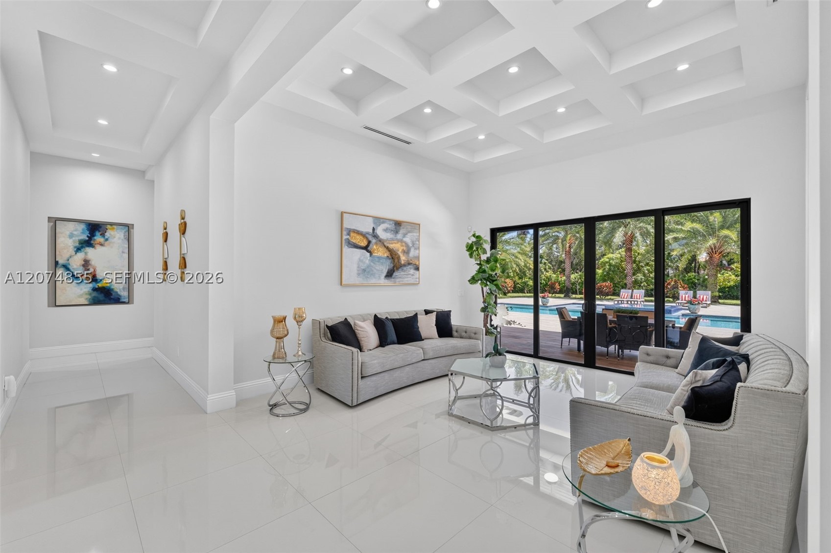 10352 NW 131st St, Hialeah Gardens FL 33018
