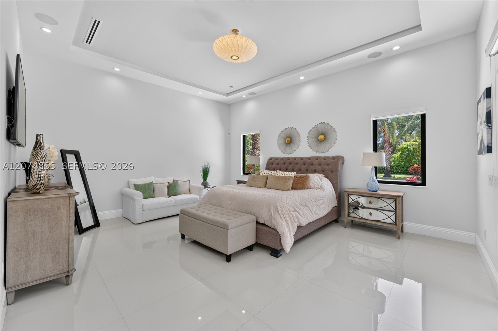 10352 NW 131st St, Hialeah Gardens FL 33018
