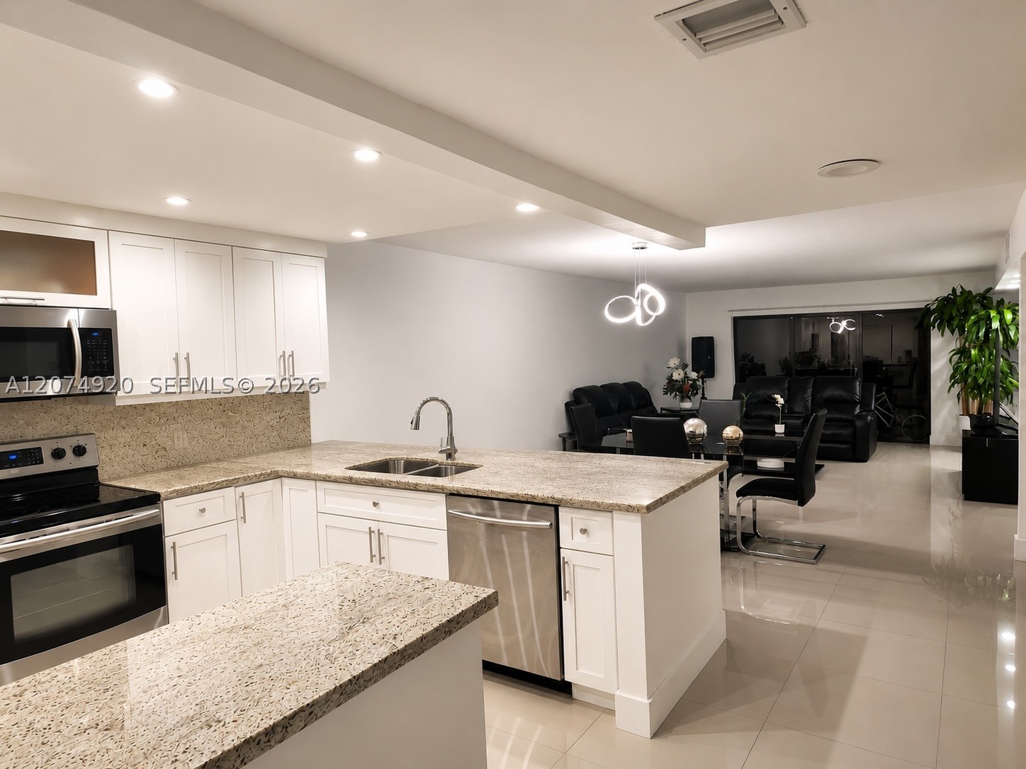 16511 Blatt Blvd #103, Weston FL 33326