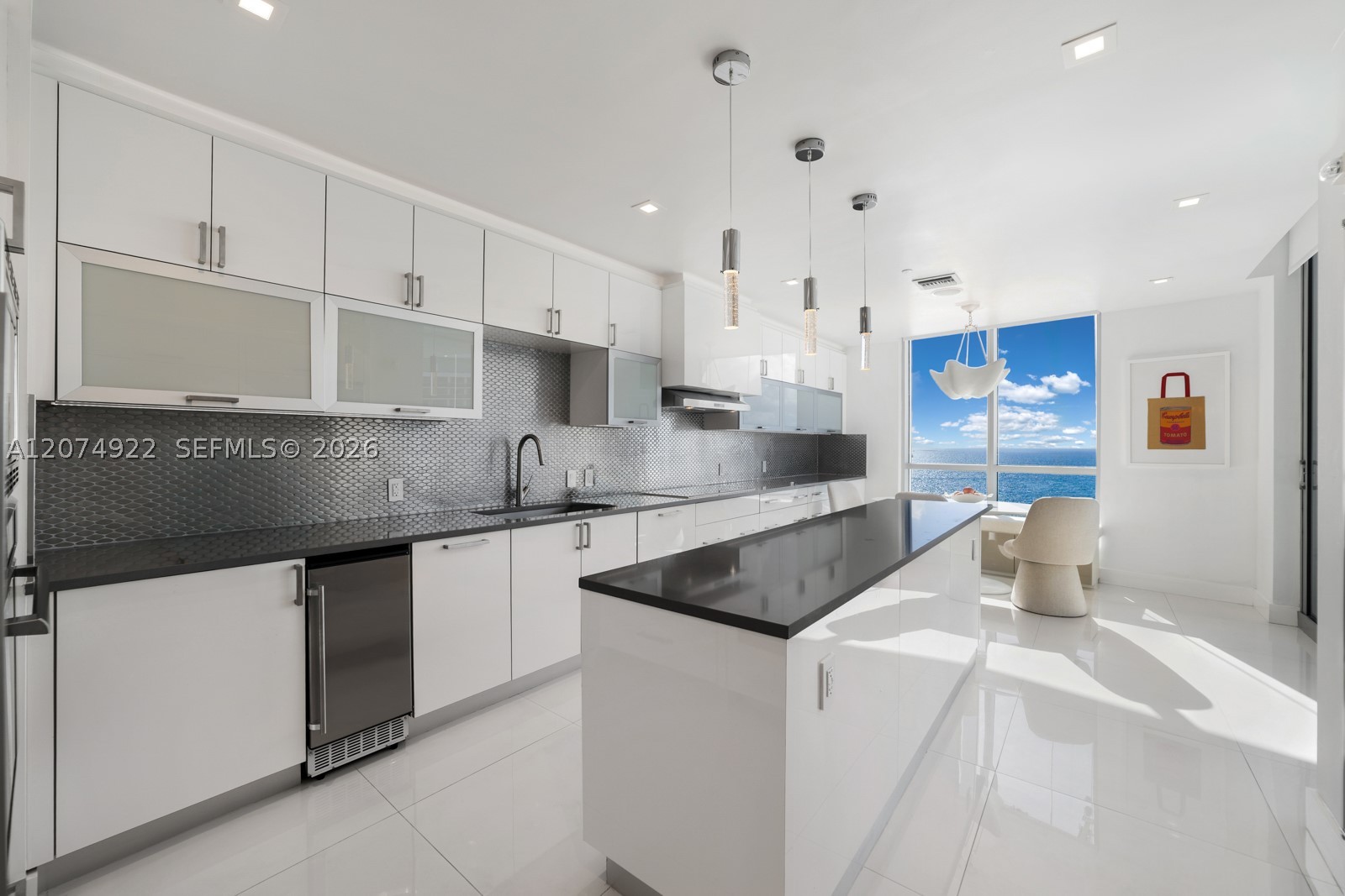 5959 Collins Ave #1606, Miami Beach FL 33140