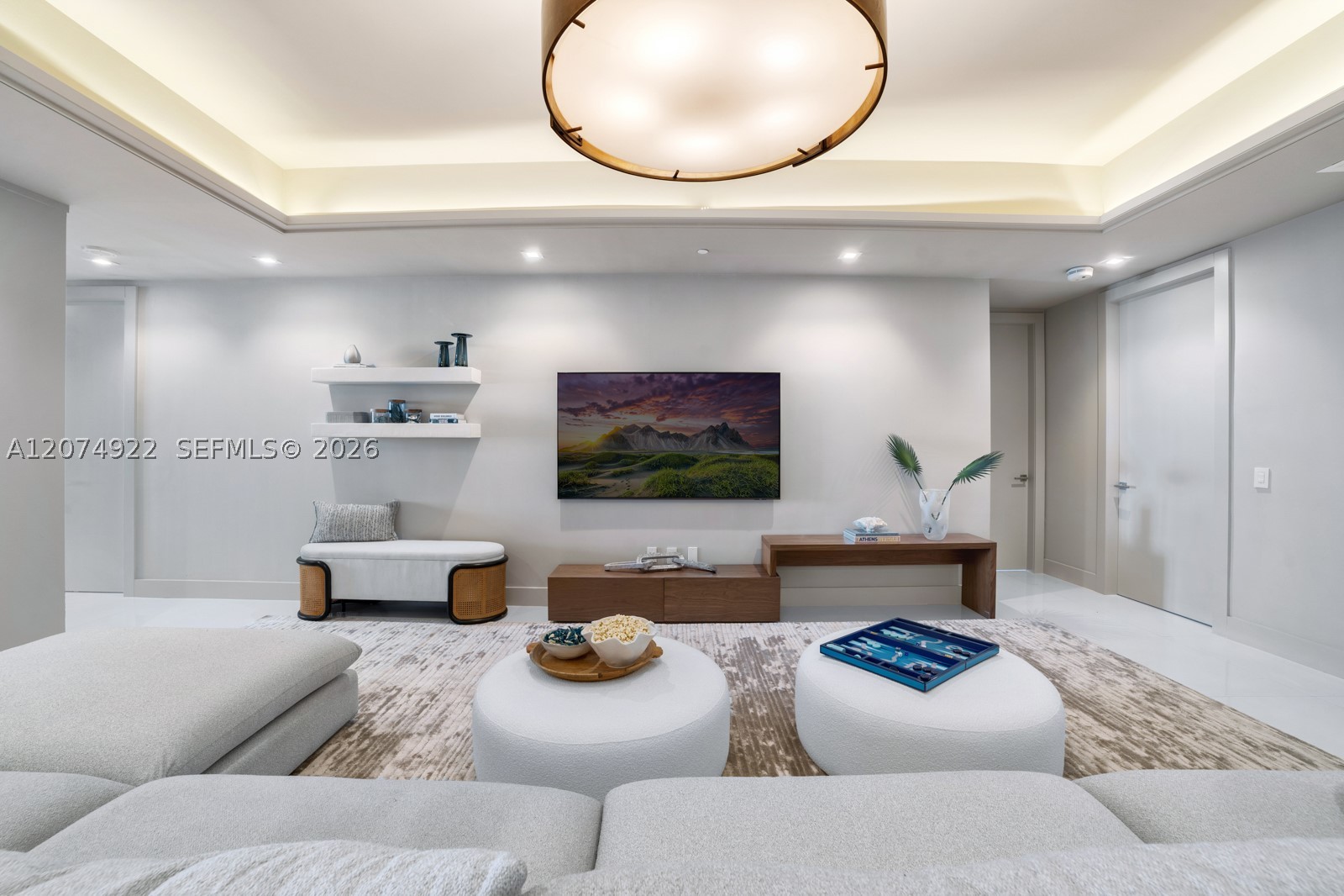 5959 Collins Ave #1606, Miami Beach FL 33140