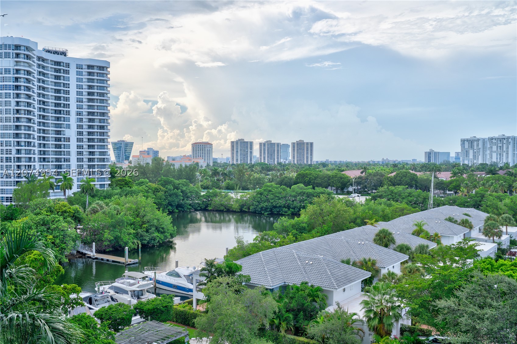 3530 Mystic Pointe Dr #808, Aventura FL 33180