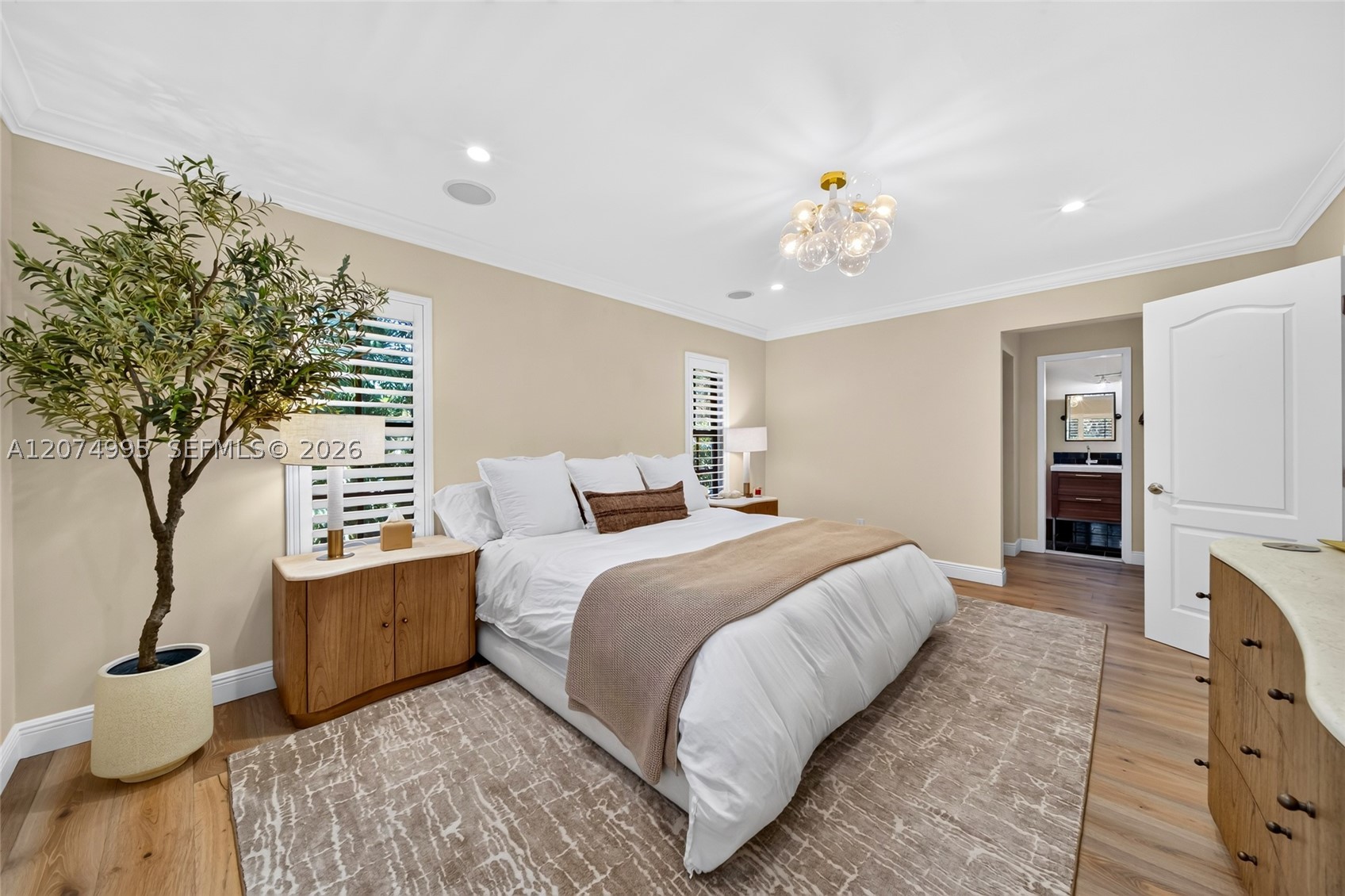 1043 Alfonso Ave, Coral Gables FL 33146