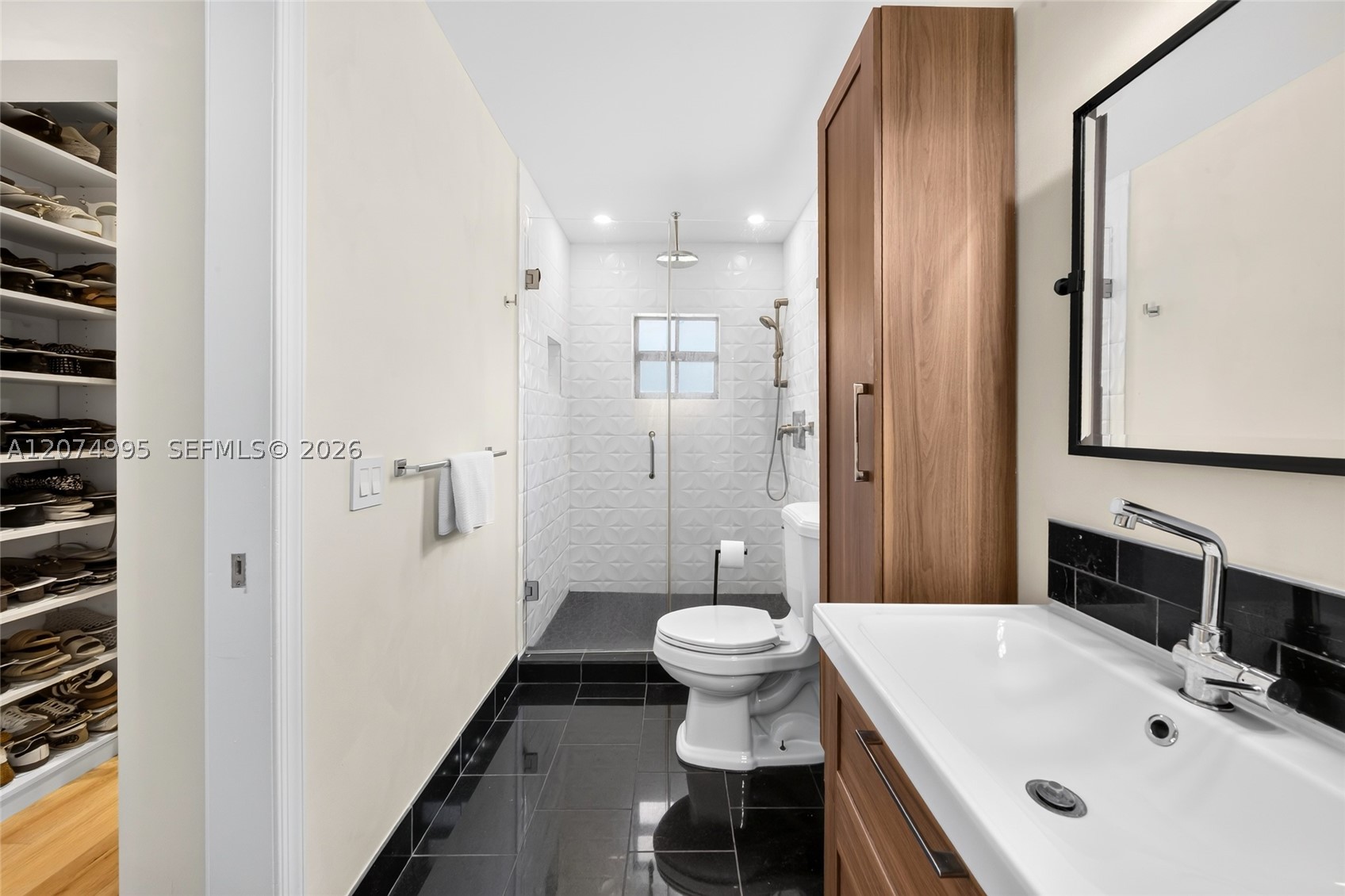 1043 Alfonso Ave, Coral Gables FL 33146