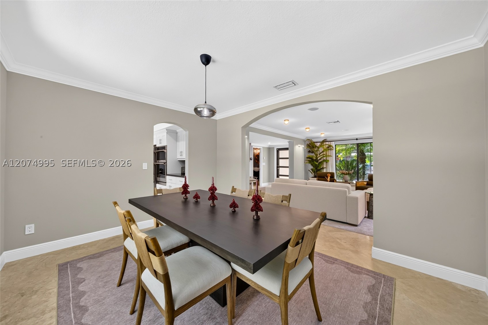 1043 Alfonso Ave, Coral Gables FL 33146