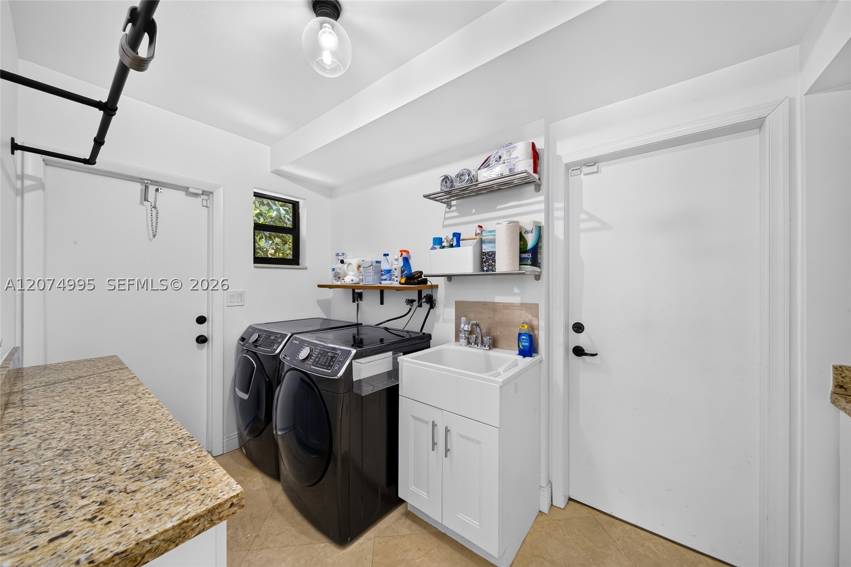 1043 Alfonso Ave, Coral Gables FL 33146