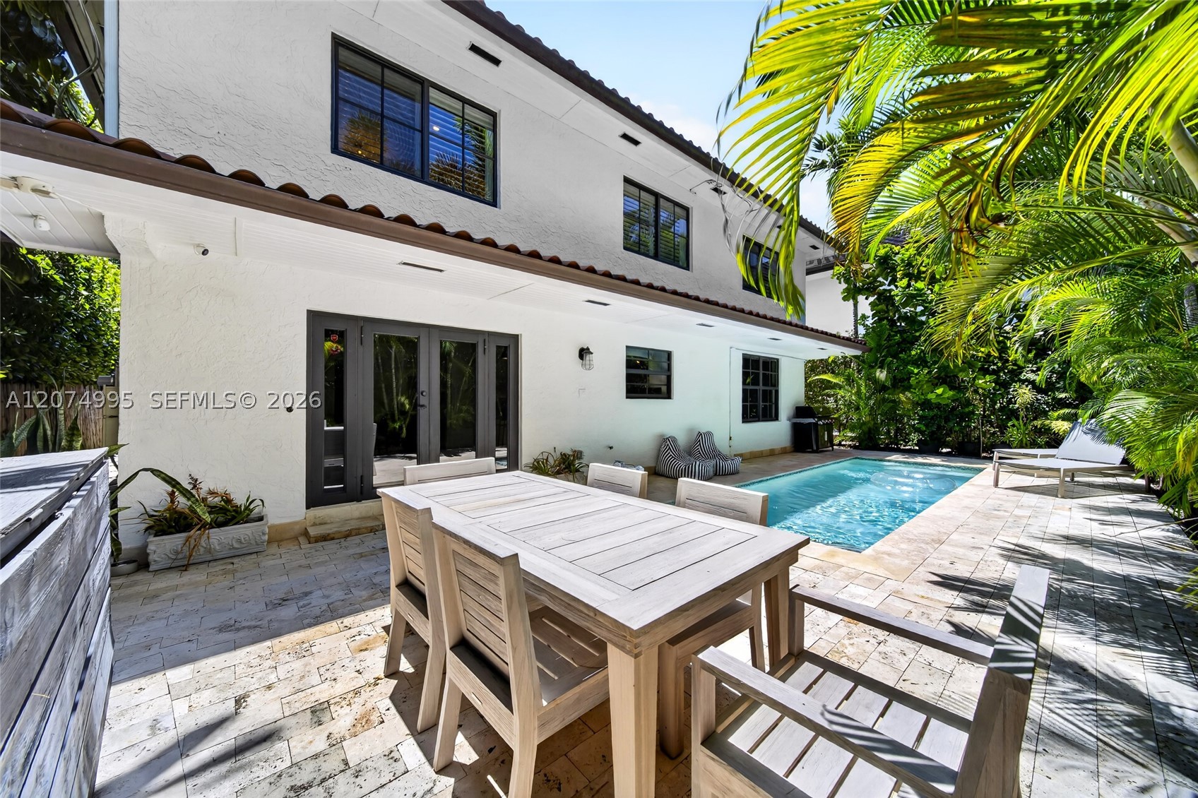 1043 Alfonso Ave, Coral Gables FL 33146