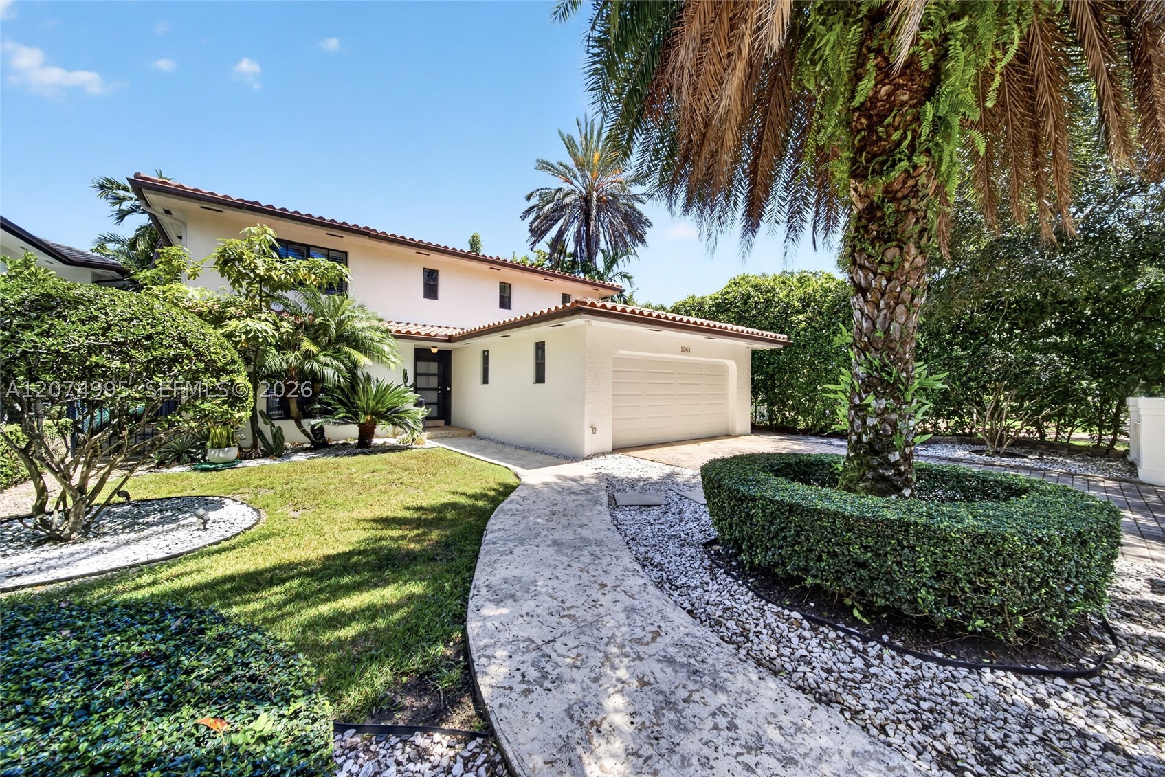 1043 Alfonso Ave, Coral Gables FL 33146