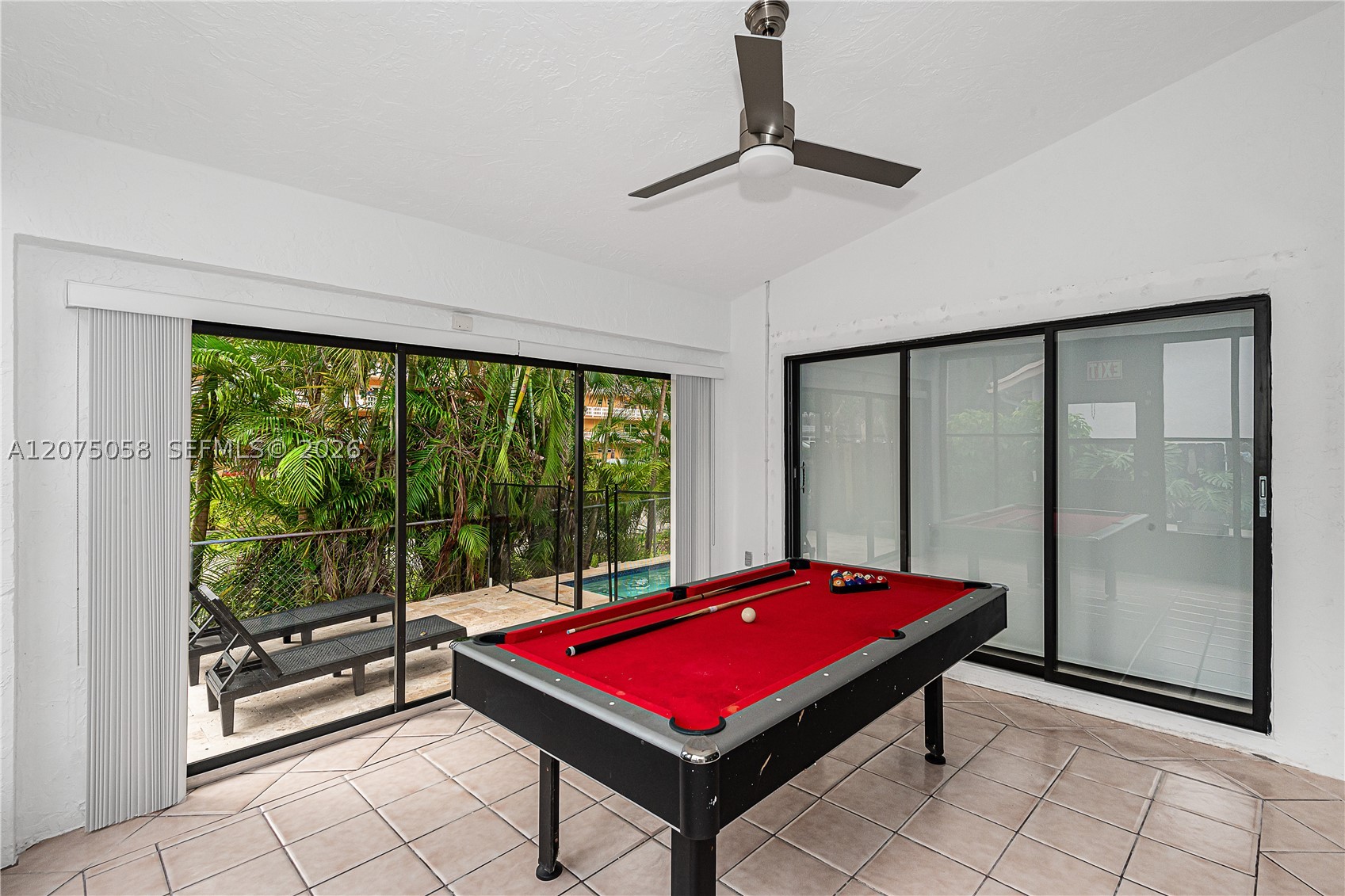 216 SE 9th St, Dania Beach FL 33004