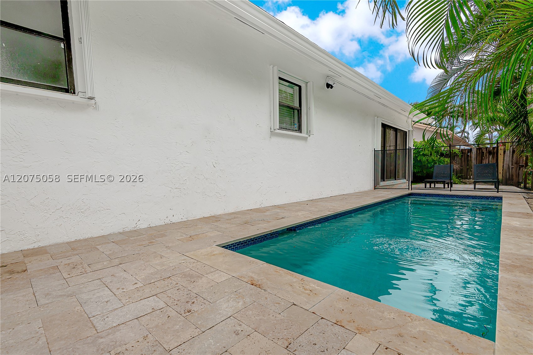216 SE 9th St, Dania Beach FL 33004