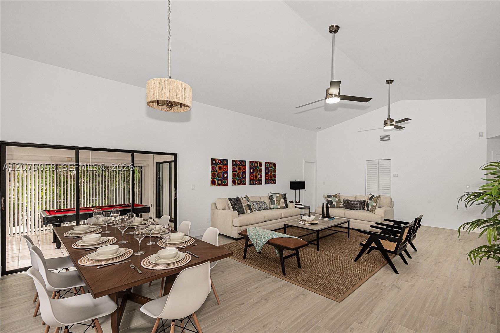 216 SE 9th St, Dania Beach FL 33004