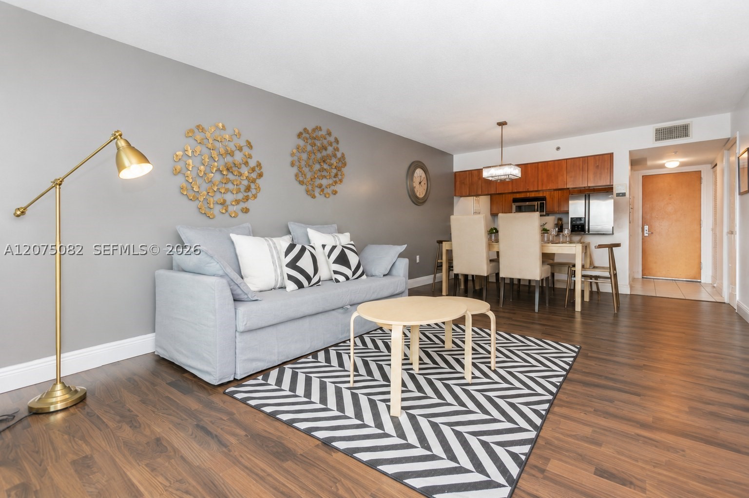 1200 Brickell Bay Dr #3207, Miami FL 33131