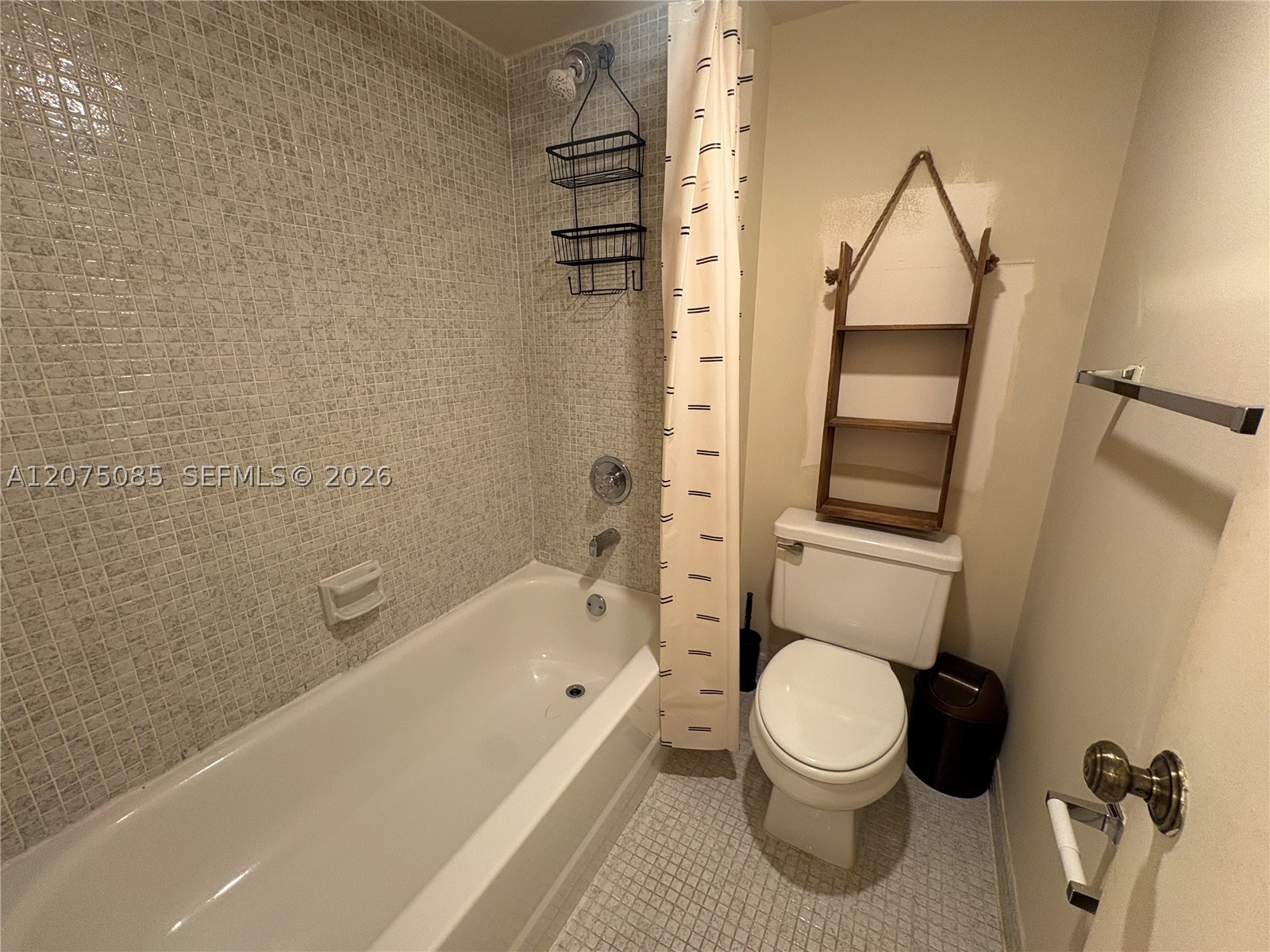 16471 Blatt Blvd #203, Weston FL 33326