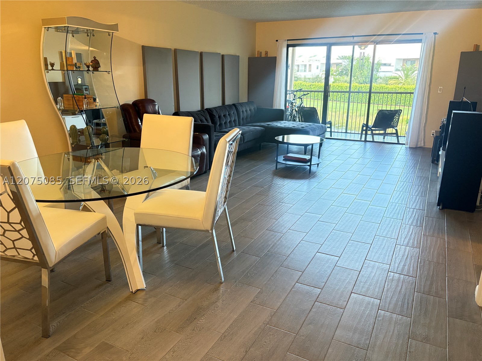 16471 Blatt Blvd #203, Weston FL 33326