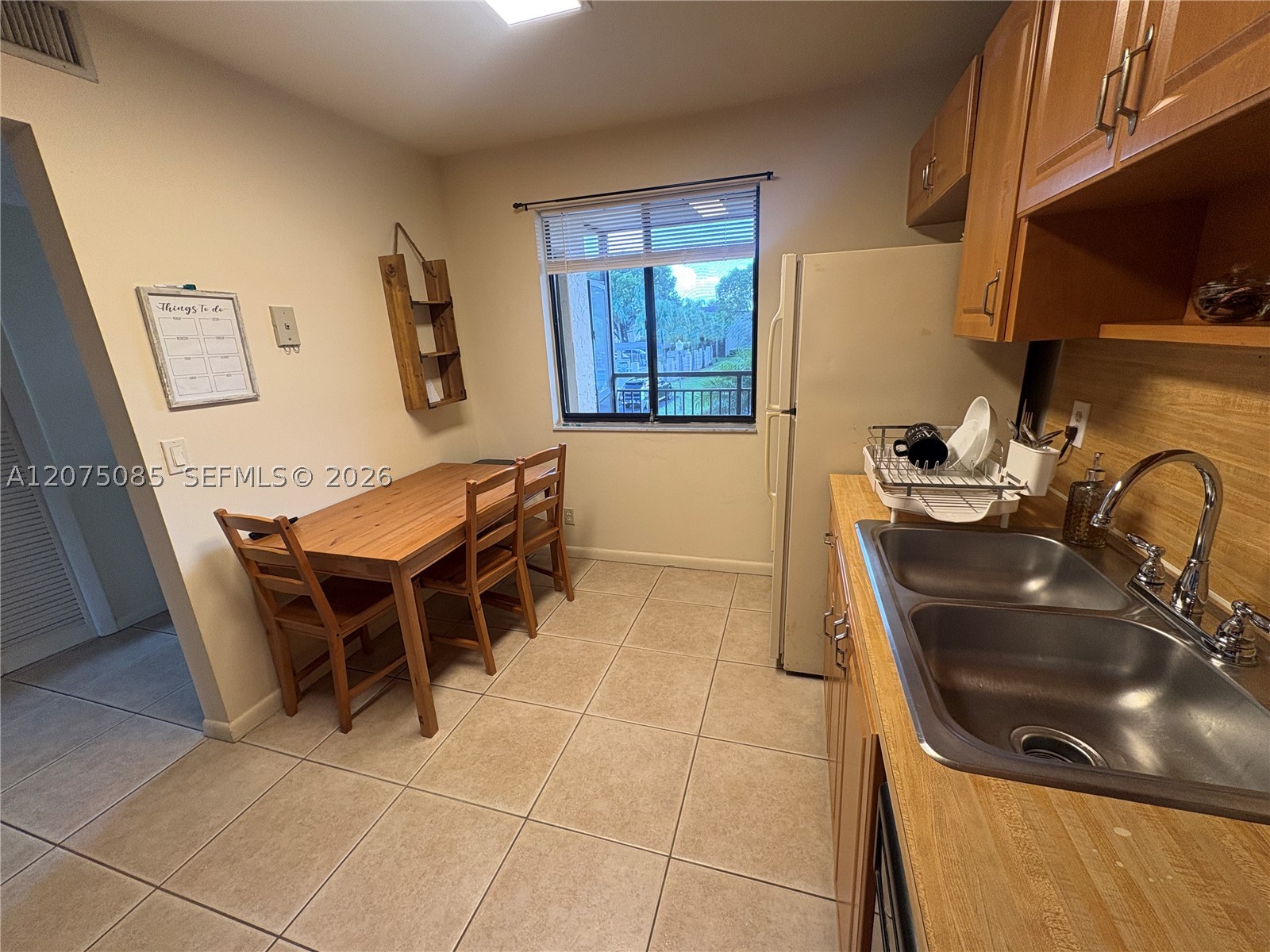 16471 Blatt Blvd #203, Weston FL 33326