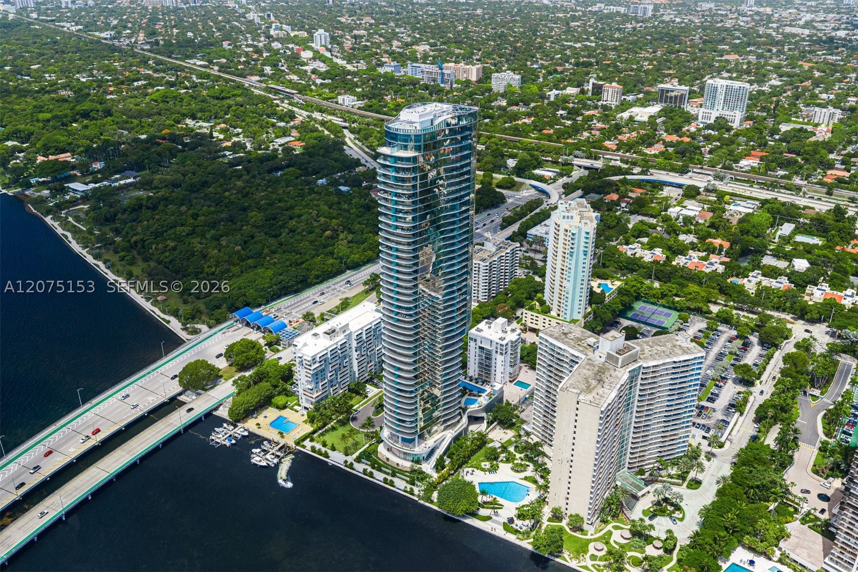 175 SE 25th Road #UPH01, Miami FL 33129