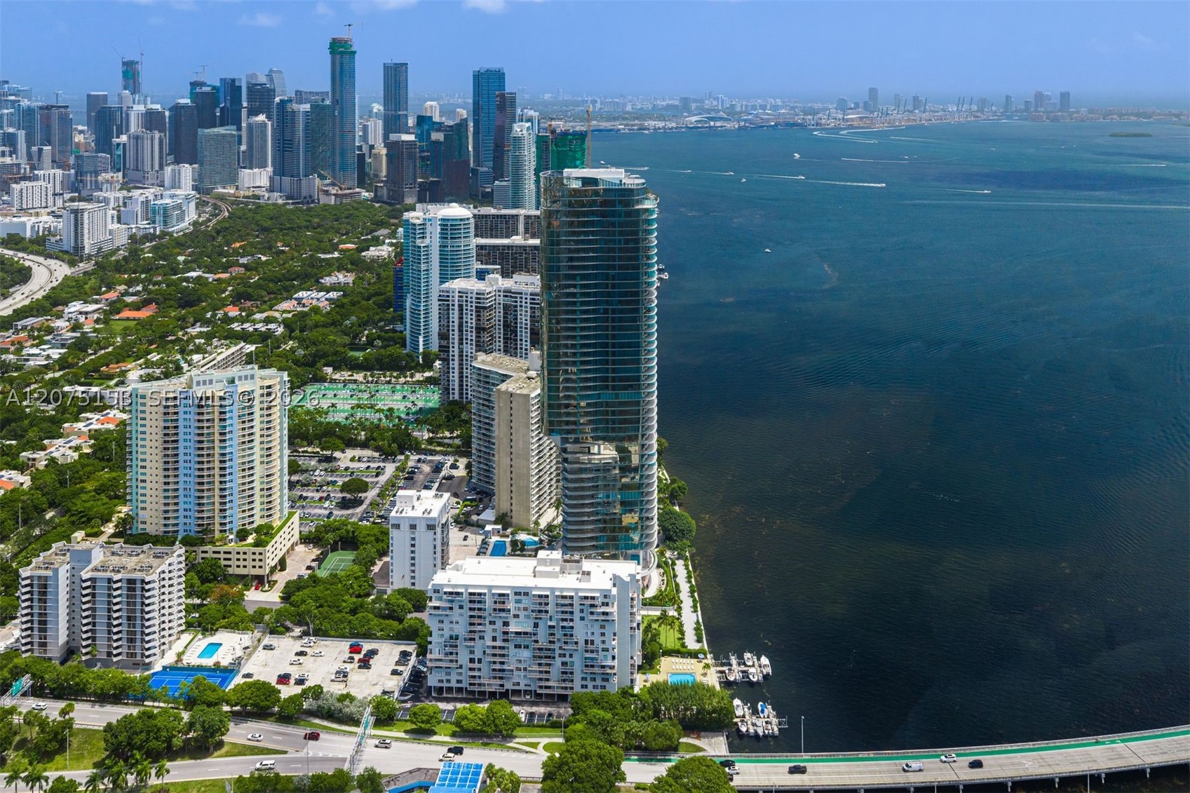 175 SE 25th Road #UPH01, Miami FL 33129