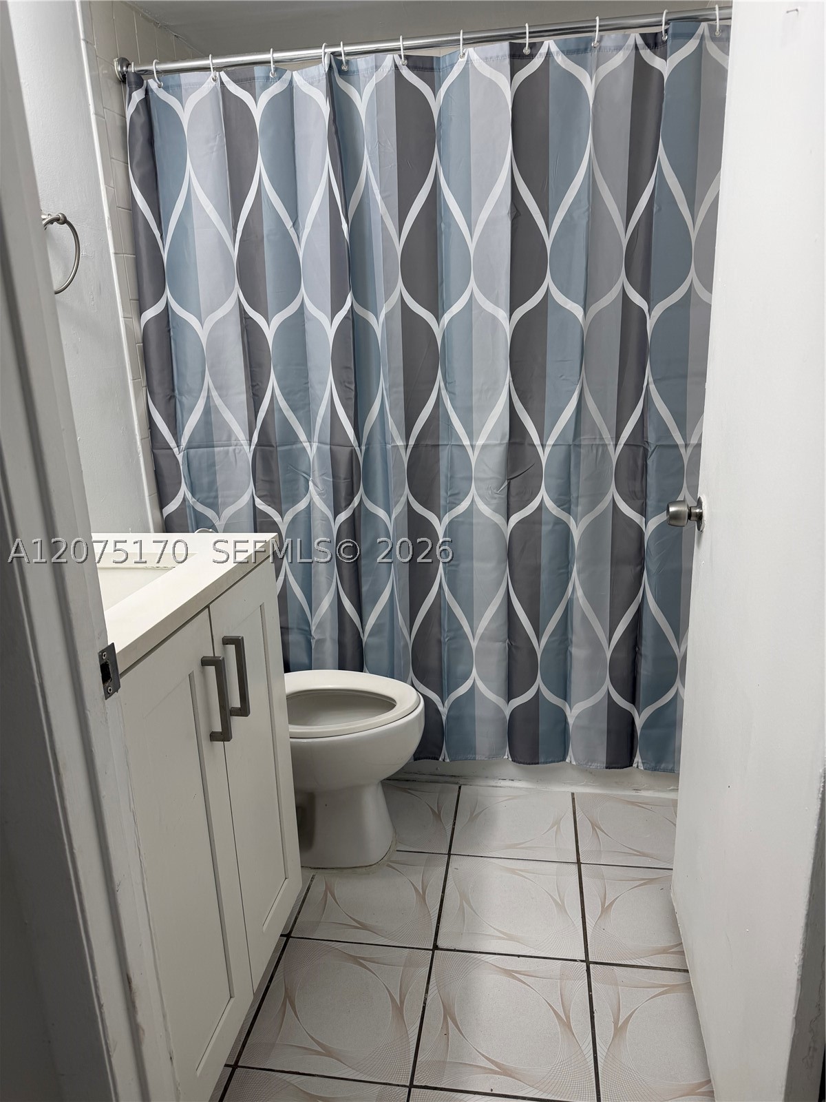 9704 Hammocks Blvd #104, Miami FL 33196