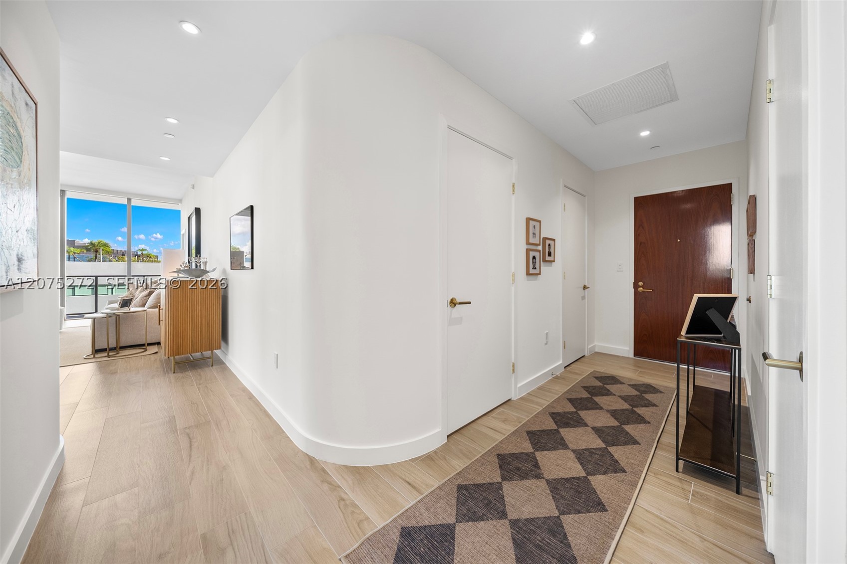 2678 Tigertail Ave #401, Miami FL 33133
