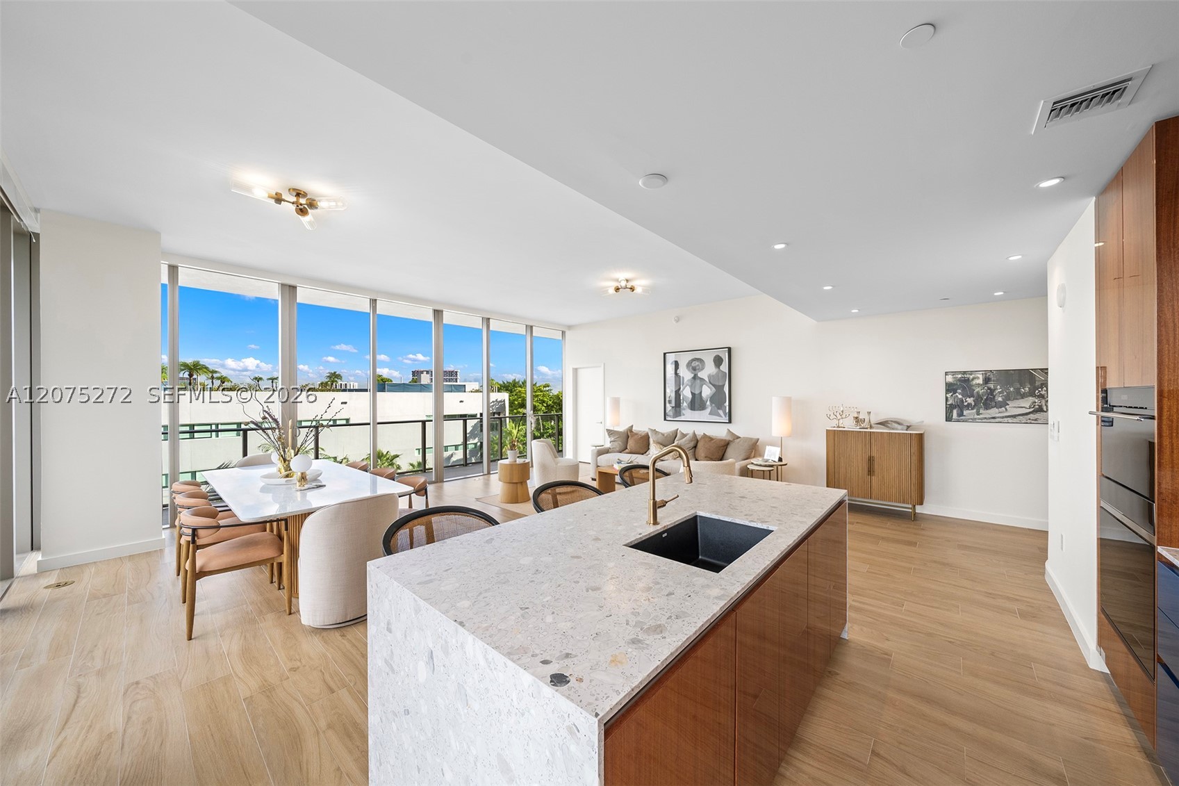 2678 Tigertail Ave #401, Miami FL 33133
