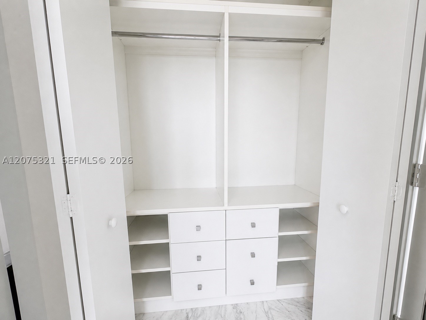 900 Biscayne Blvd #902, Miami FL 33132