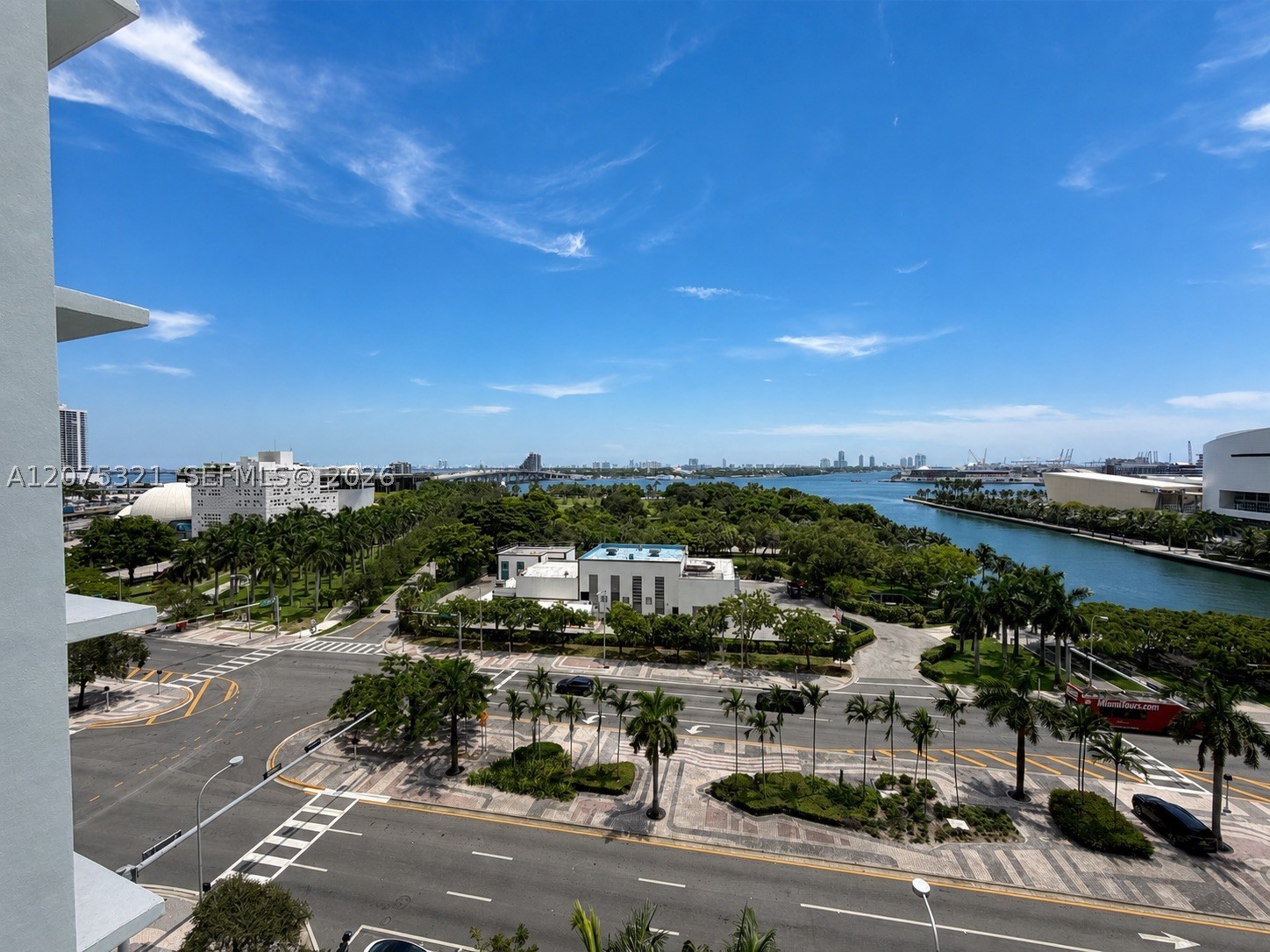 900 Biscayne Blvd #902, Miami FL 33132