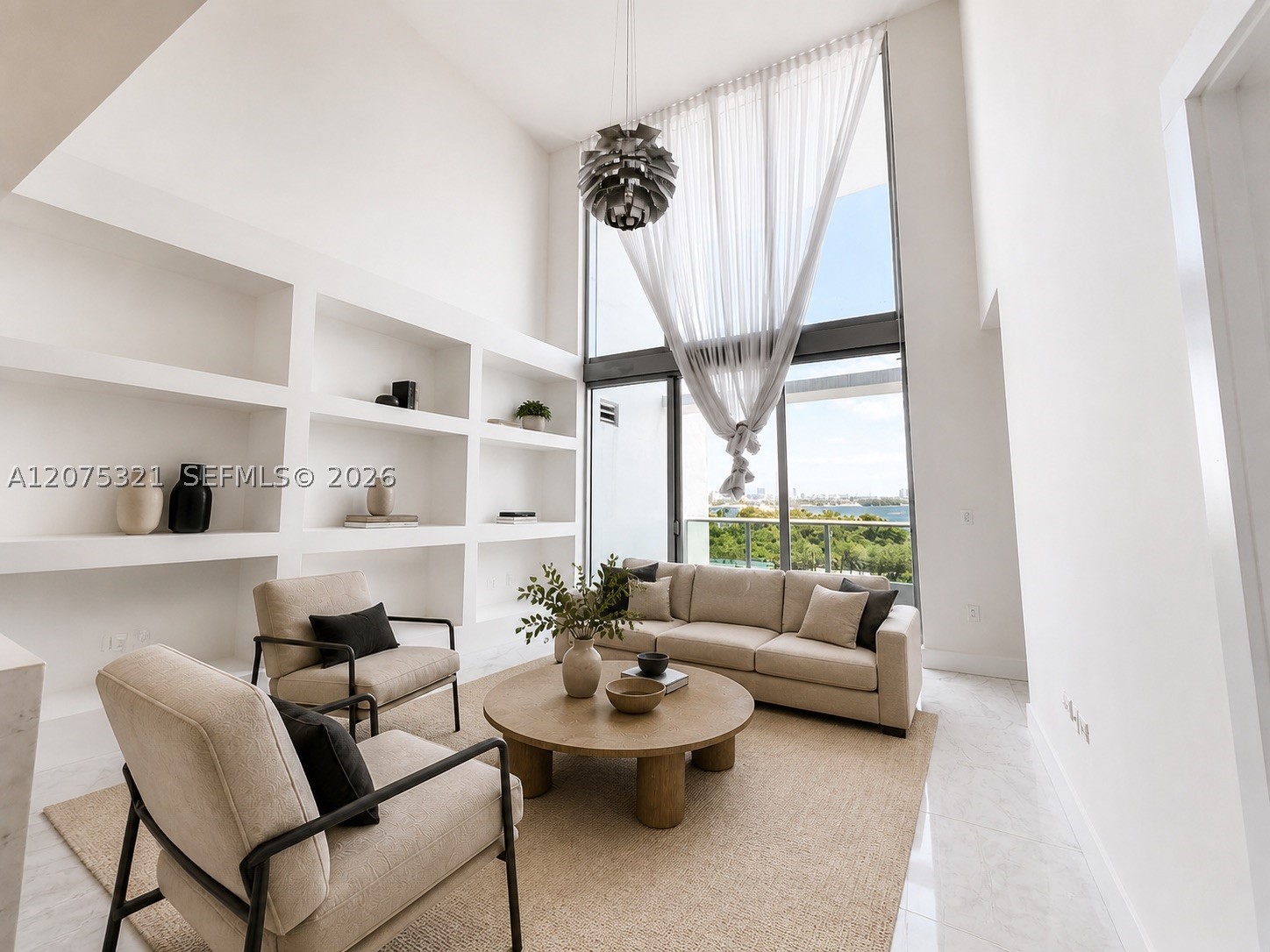 900 Biscayne Blvd #902, Miami FL 33132
