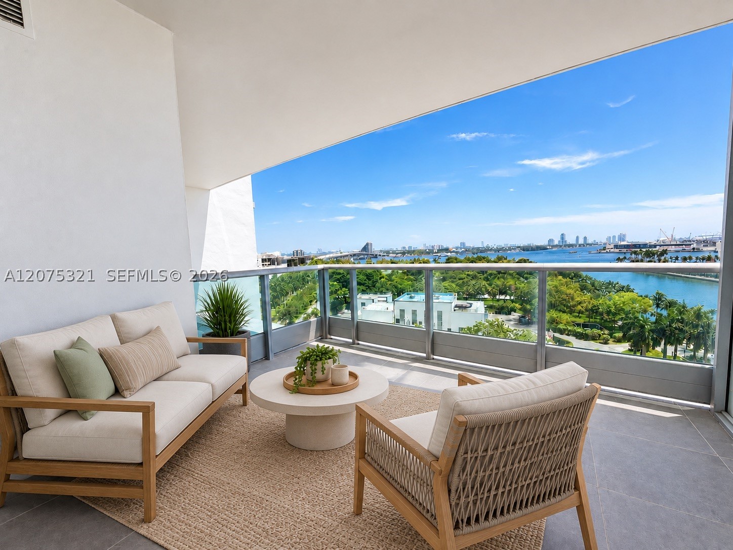 900 Biscayne Blvd #902, Miami FL 33132