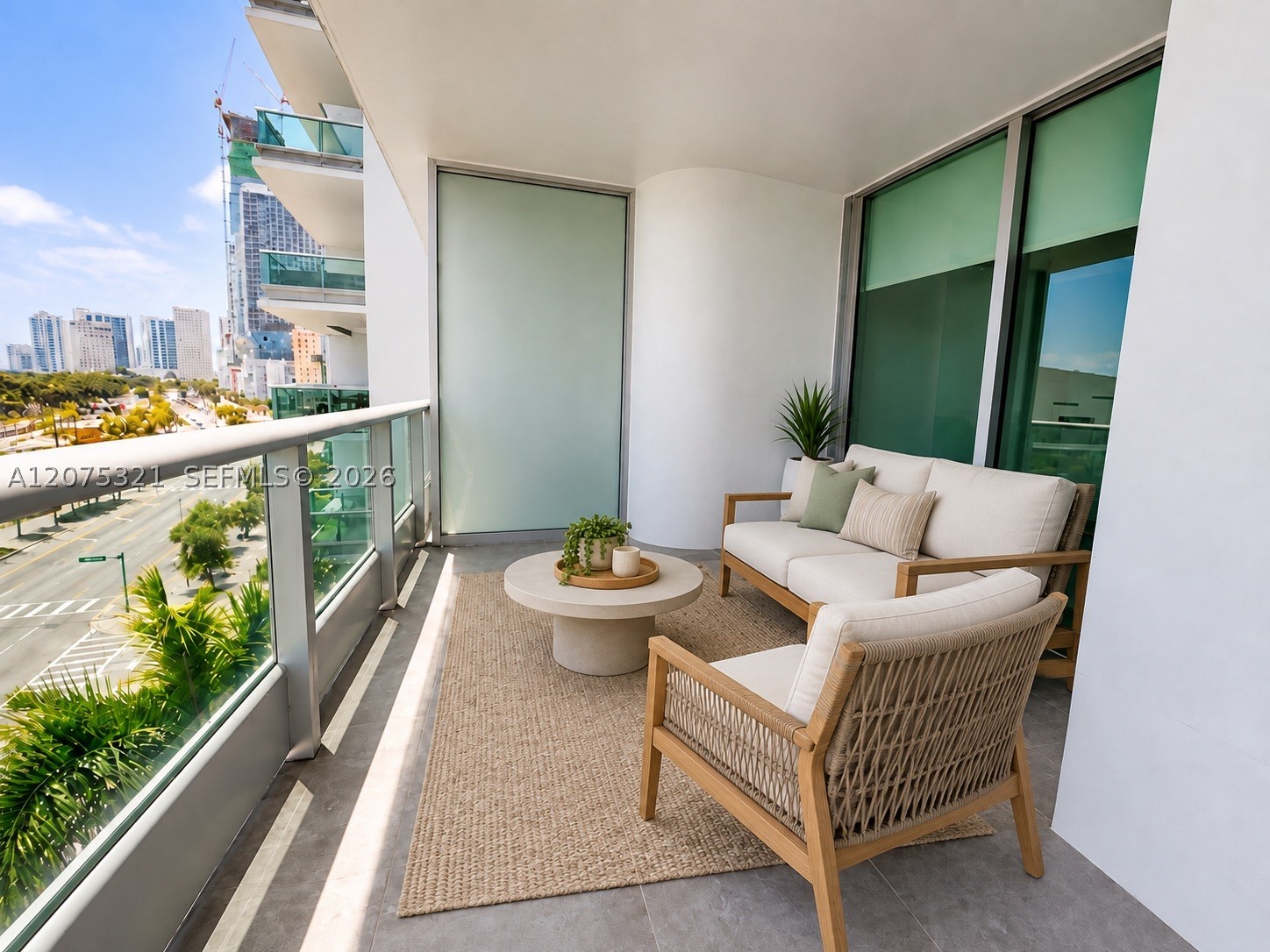 900 Biscayne Blvd #902, Miami FL 33132