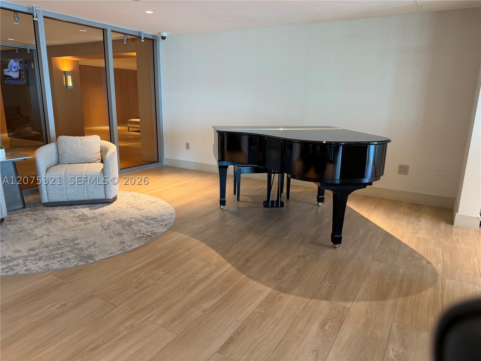900 Biscayne Blvd #902, Miami FL 33132