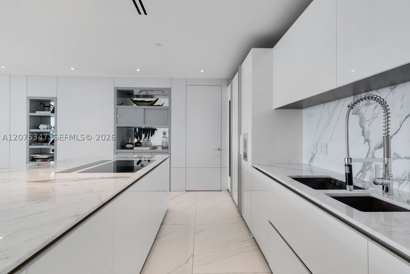 10201 Collins Ave #907, Bal Harbour FL 33154