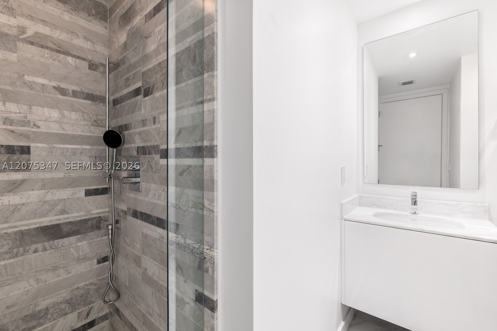 10201 Collins Ave #907, Bal Harbour FL 33154