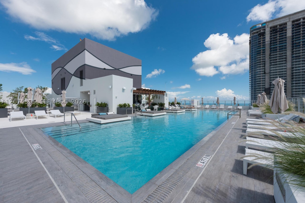 1010 Brickell Ave #2009, Miami FL 33131