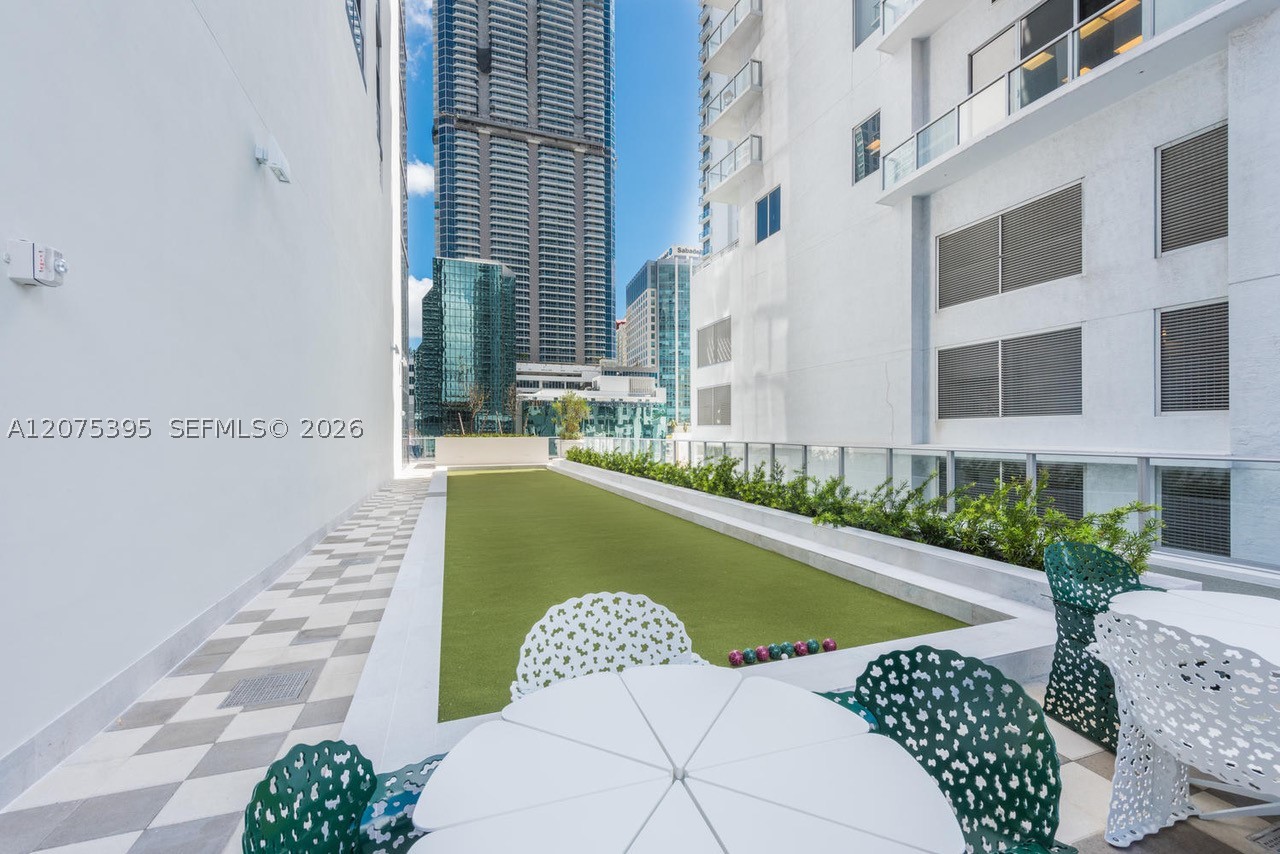 1010 Brickell Ave #2009, Miami FL 33131