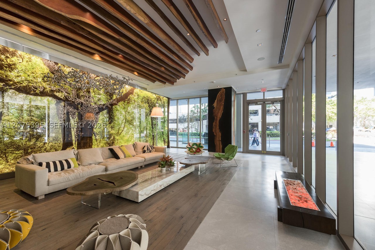 1010 Brickell Ave #2009, Miami FL 33131