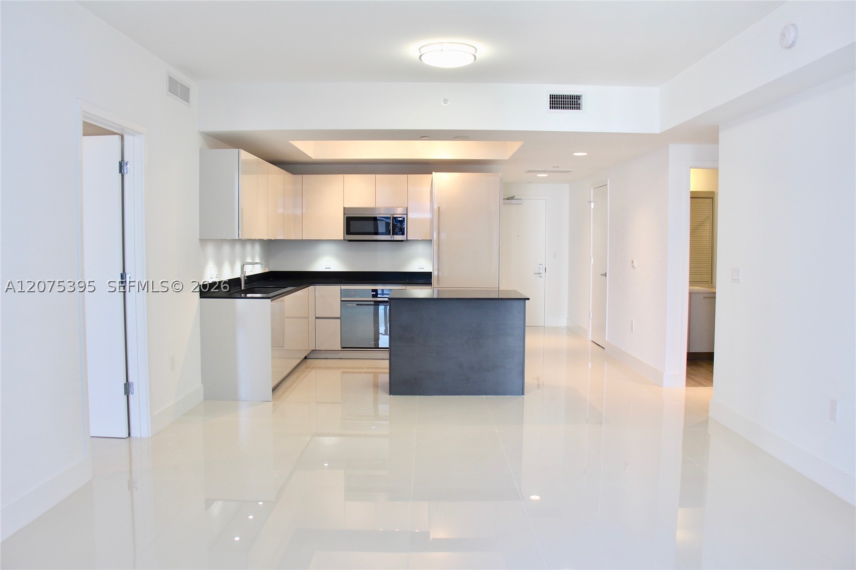 1010 Brickell Ave #2009, Miami FL 33131