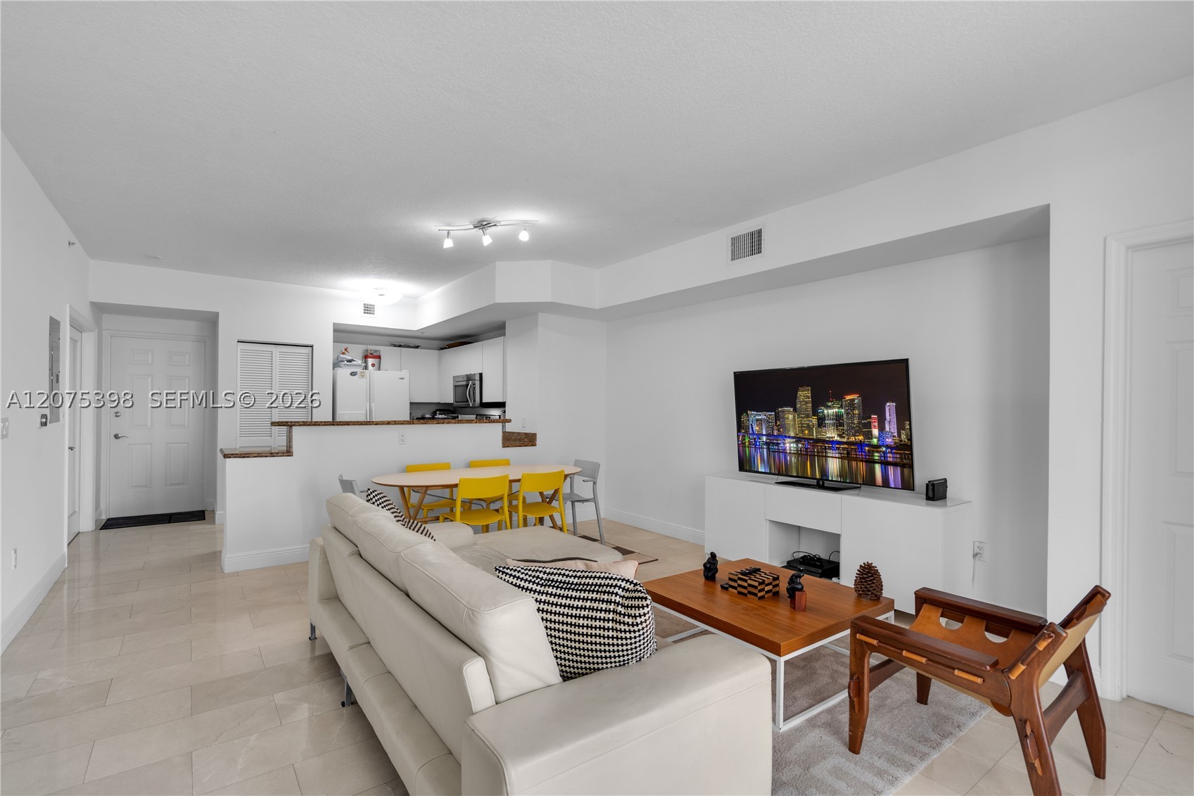 357 Almeria Ave #1105, Coral Gables FL 33134