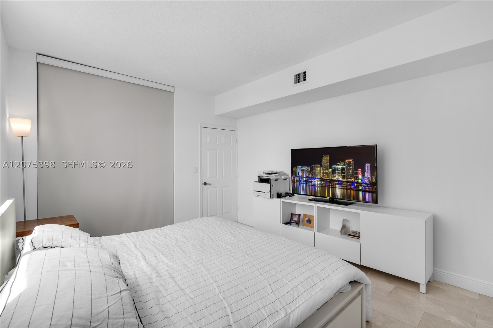 357 Almeria Ave #1105, Coral Gables FL 33134