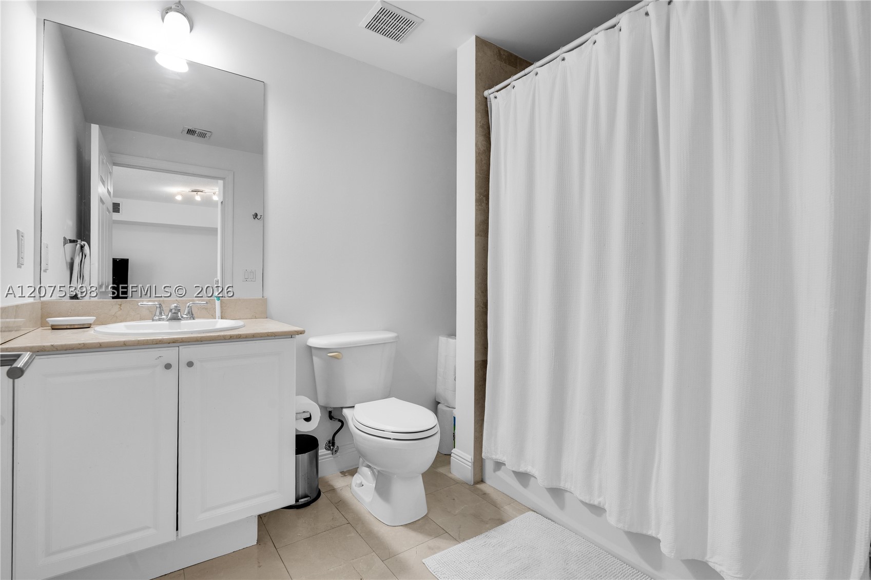 357 Almeria Ave #1105, Coral Gables FL 33134