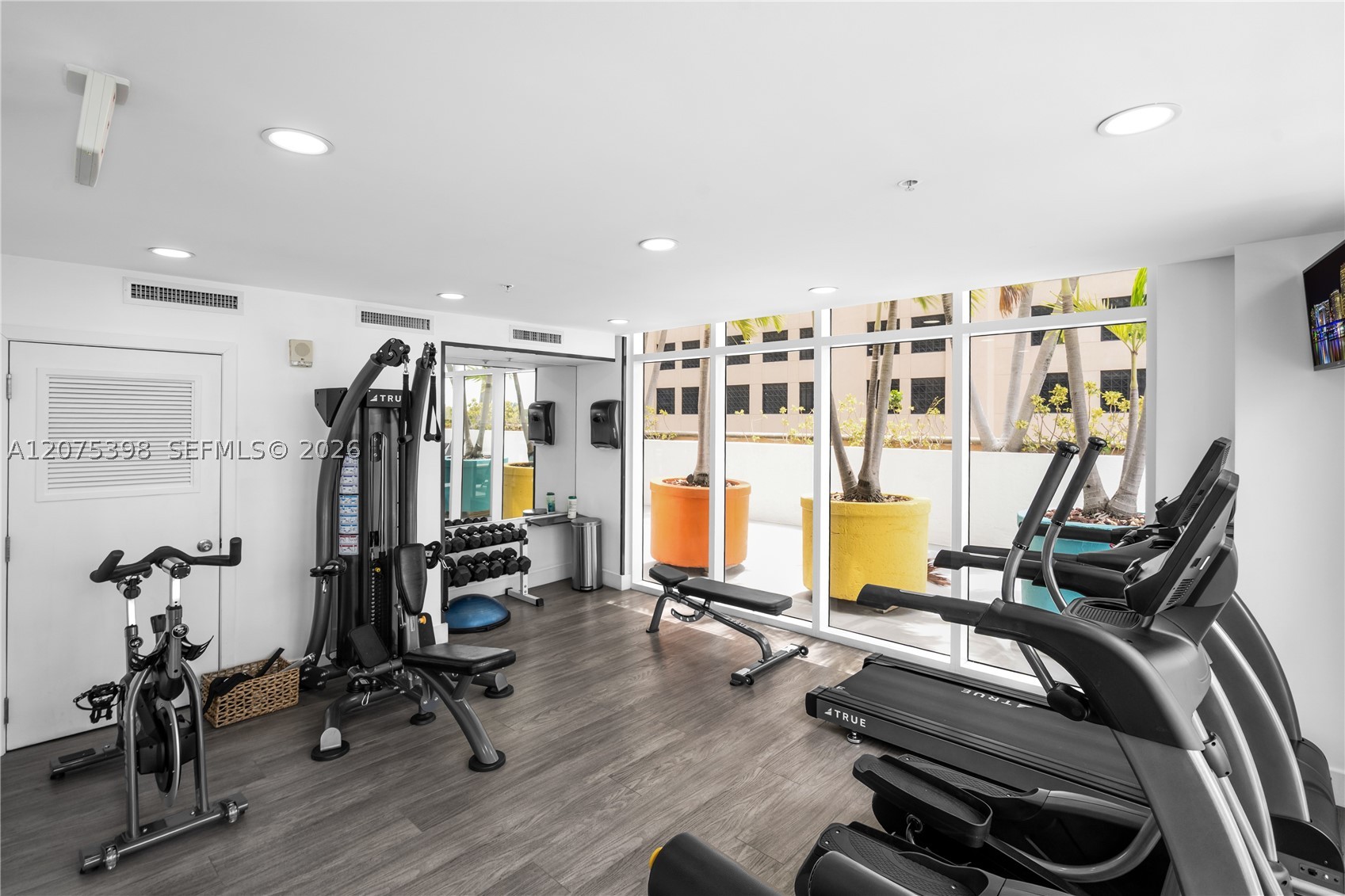 357 Almeria Ave #1105, Coral Gables FL 33134