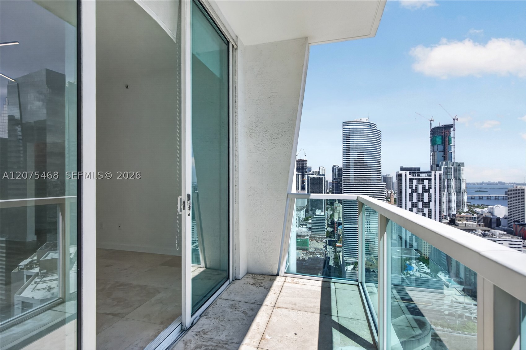 31 SE 5th St #4212, Miami FL 33131