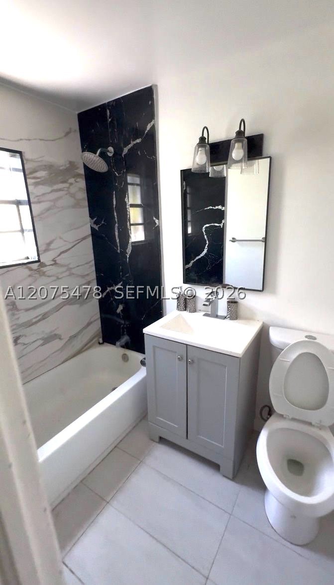 1258 Marseille Dr #2, Miami Beach FL 33141